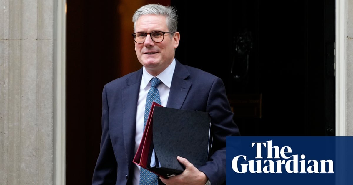 Keir Starmer will pledge to cut red tape as he hosts investment summit | Economic policy