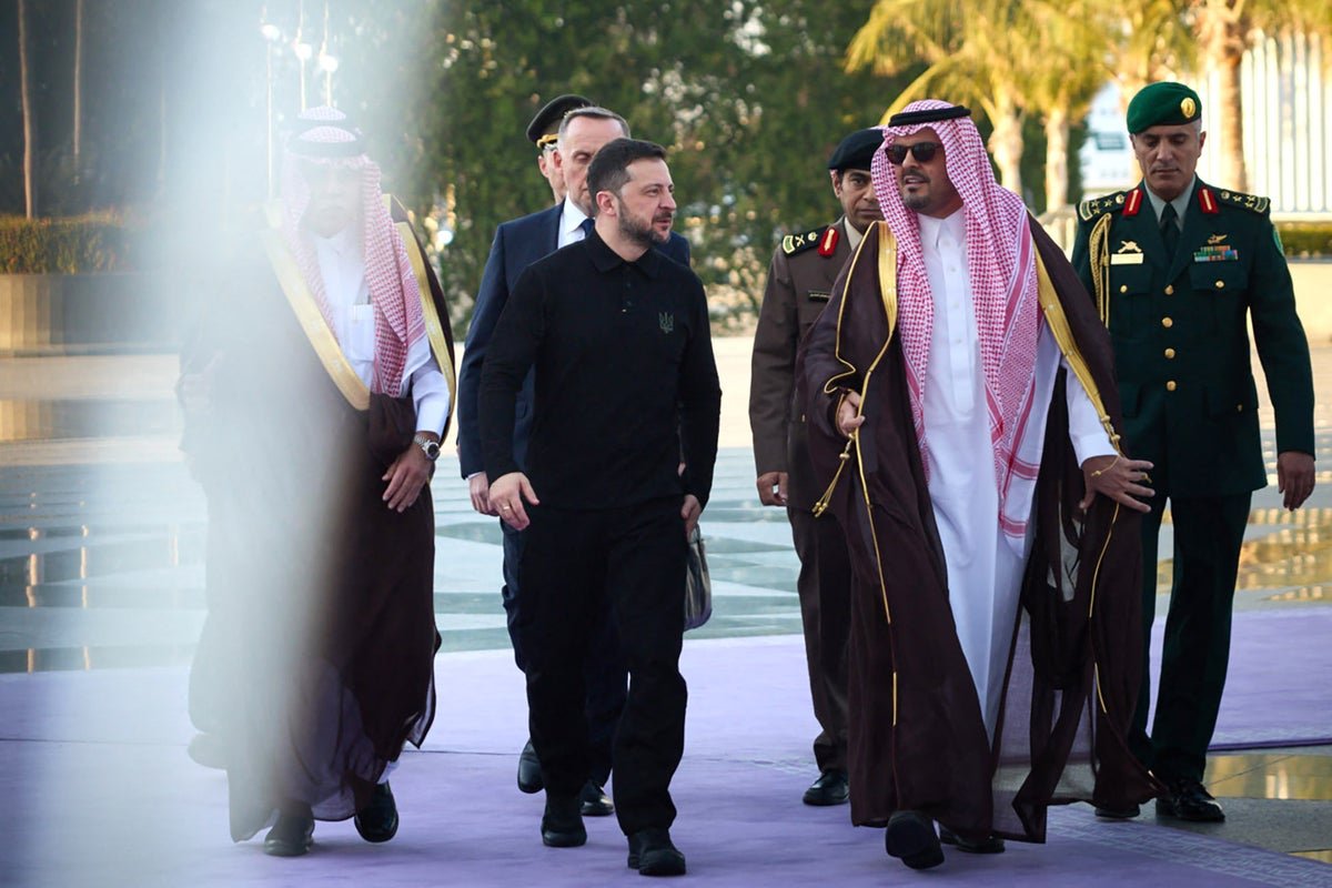 Ukraine-Russia War Latest: Zelensky meets Saudi officials like Kyiv to push air and sea ceasefire to US-led conversations