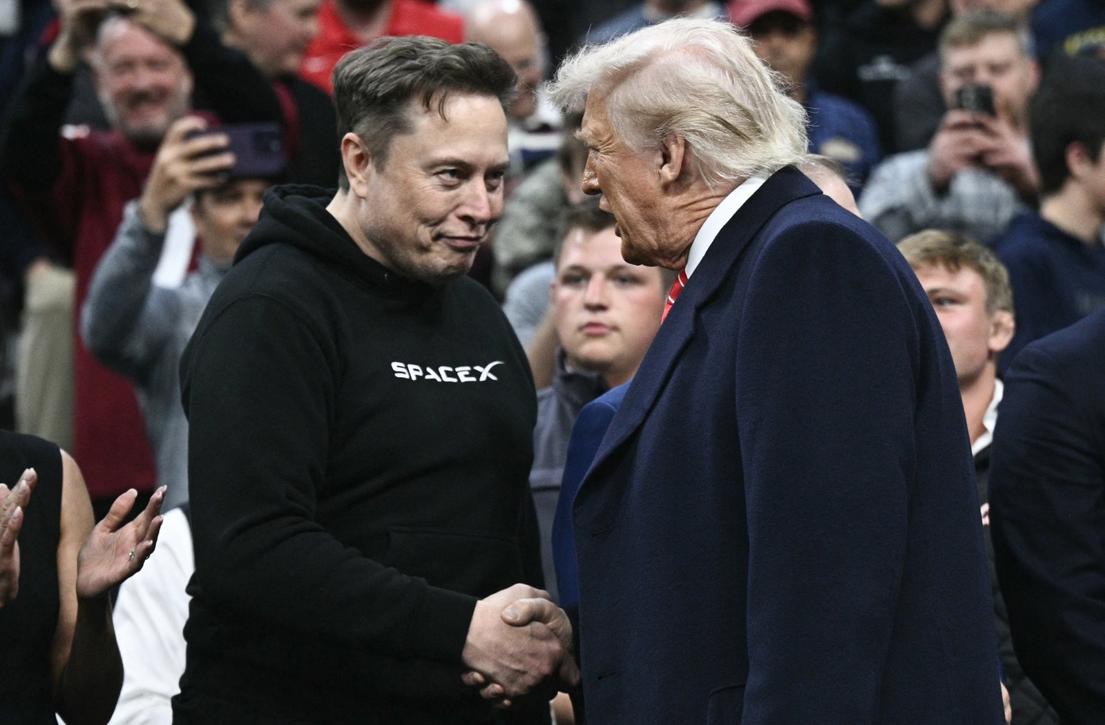 Musk steps away from his role in Donald Trump's government