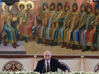 Russian President Vladimir Putin hosts a breakfast reception for foreign leaders participating in the celebration of Victory Day at the Kremlin in Moscow