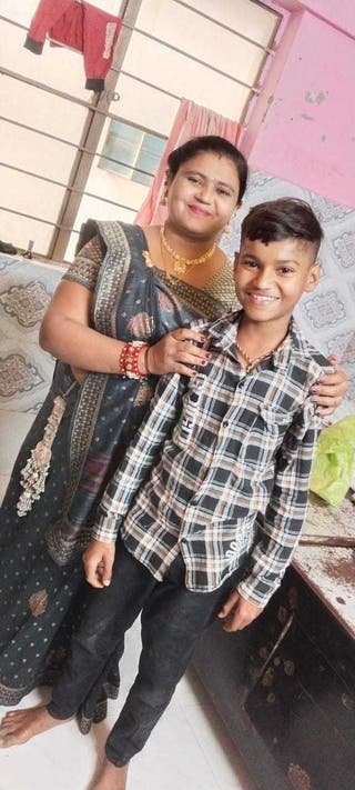 Sitabehen Patni and her son