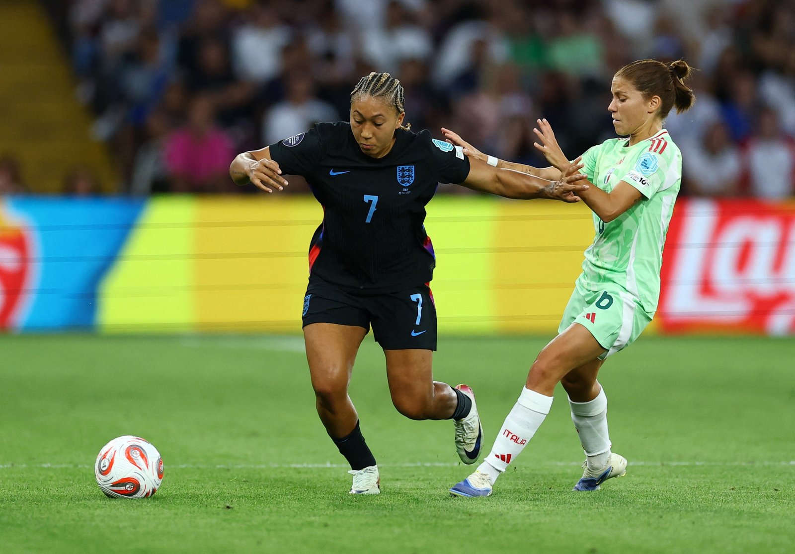 Lauren James picked up an injury and became subbed at half -time
