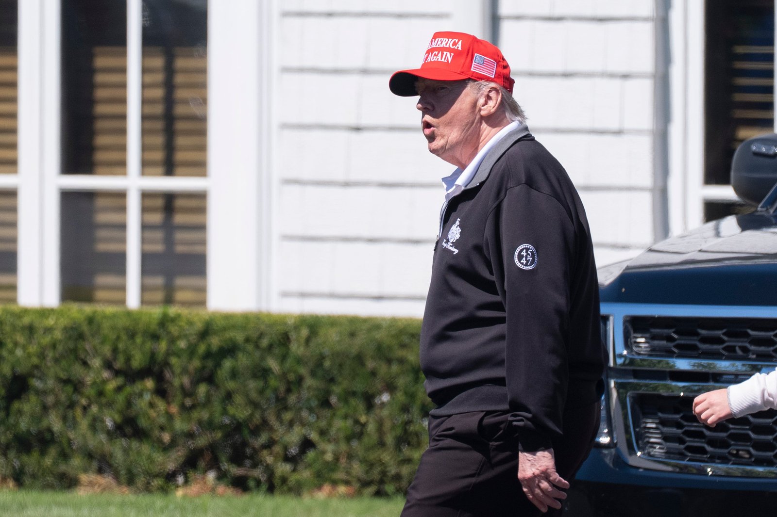 Trump ended the speculation about his health after he was photographed on his way to his Virginia Golf Course Saturday