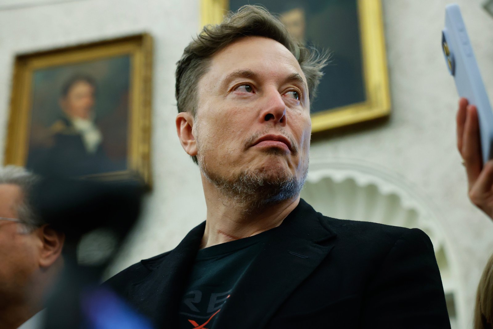 Elon Musk has urged investors to back a pay package that could see him become the world's first trillionaire